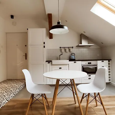 Zamkowa 9 With A View On Wawel Castle By Homeprime Apartman